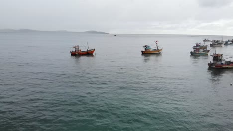 Drone-Flying-Over-Anchored-Boats-in-Weligama-Bay,-Sri-Lanka