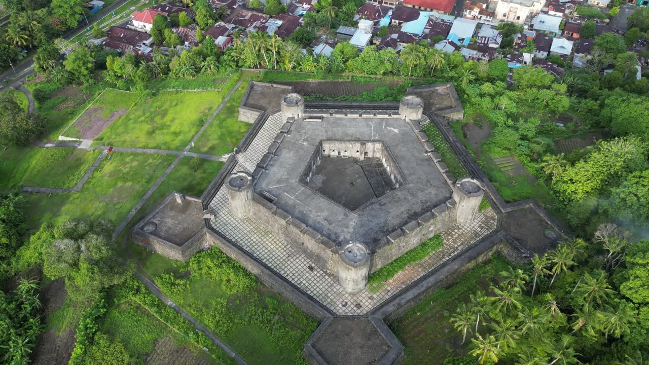 반다 섬 요새의 도 드론 뷰