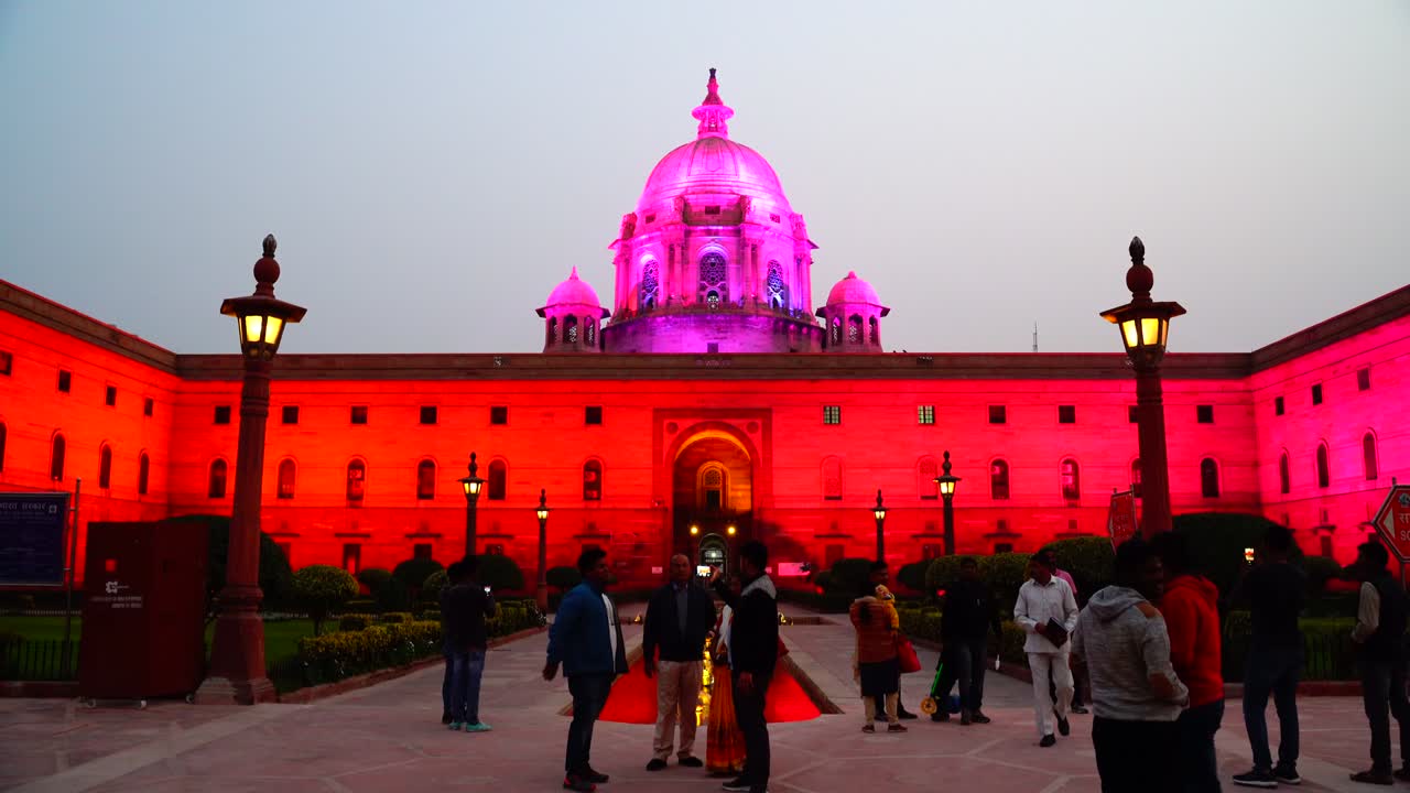 hermosa vista nocturna del rashtrapati bhavan