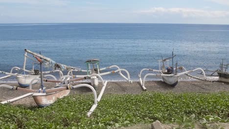 panorámica de los barcos bomba de indonesia