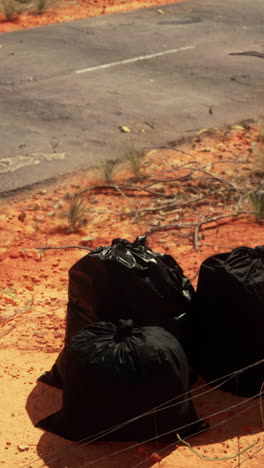 bolsas de basura en el interior de australia