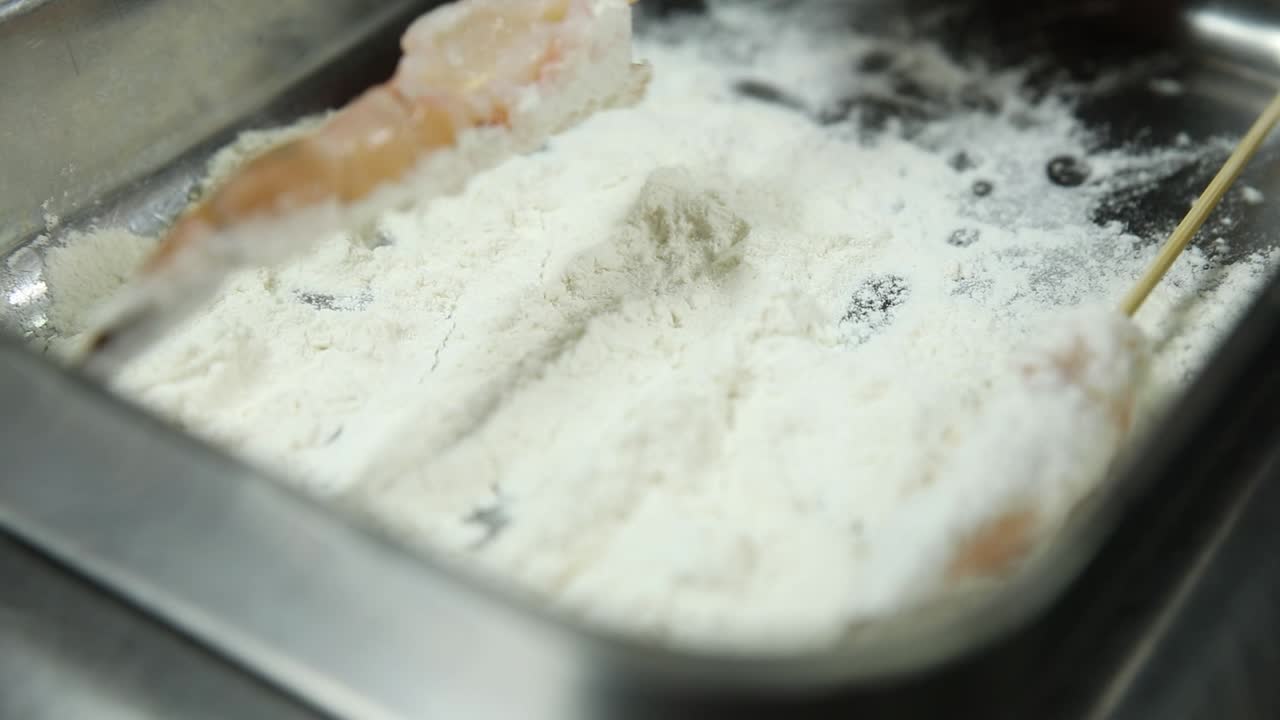 긴 새우 스피어를 준비하는 것