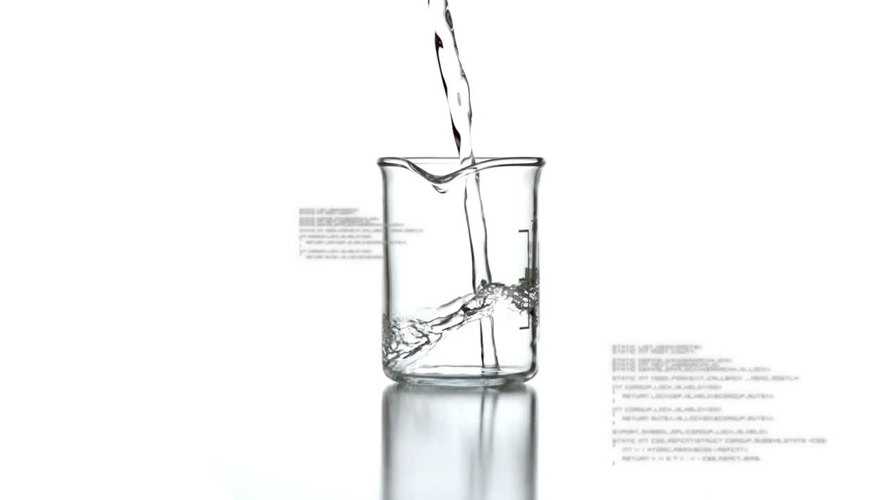 전면에 데이터가 있는 실험실 컵