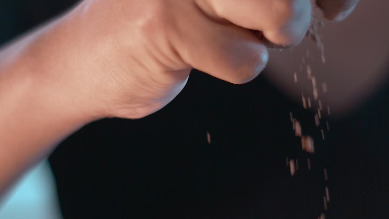 슬로우 모션으로 쿠키 크럼블 만들기