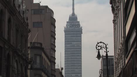 Pan-Shot-Of-Torre-Latinoamericana-In-Ciudad-De-Mexico