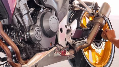 motorcycle cleaning and maintenance