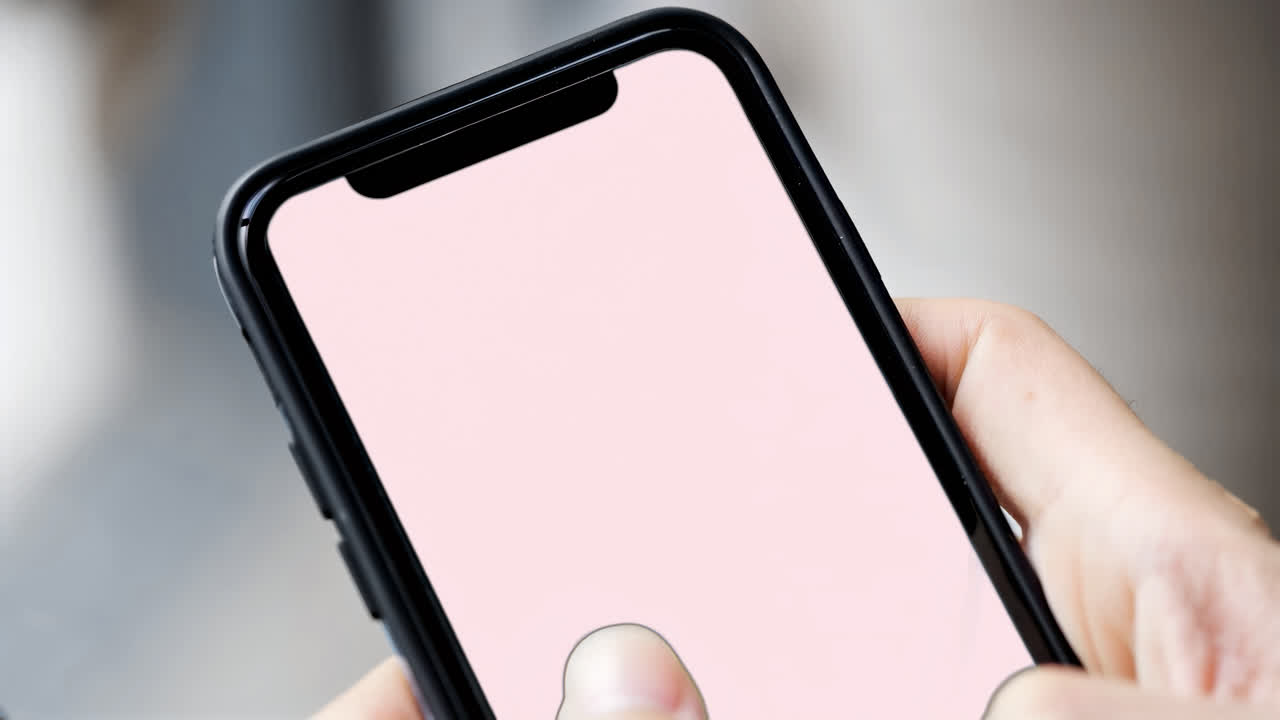 Sovrapposizione animata di mockup live di schermo di smartphone, video 4K trasparente, canale alfa, ProRes 4444