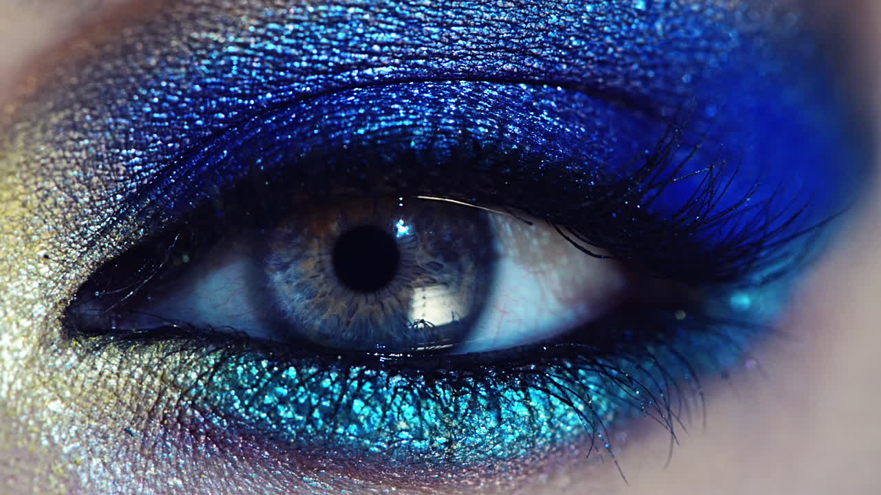 azul como el cielo nocturno