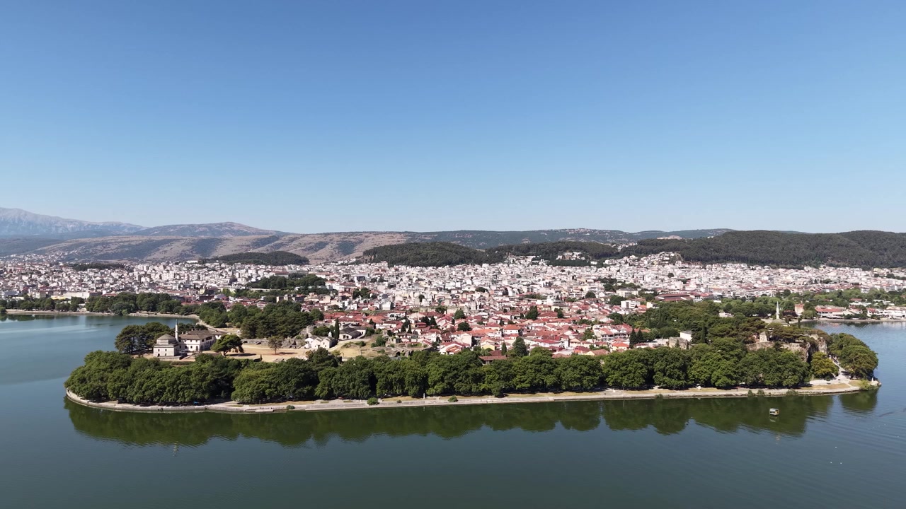 Ioanninasjön - juli 2026.