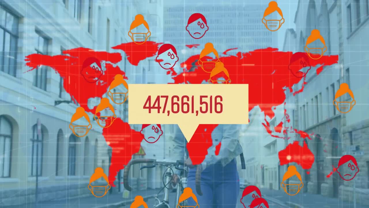 세계 지도 위의 코로나 19 데이터 처리 애니메이션과 얼굴 마스크를 입은 여성