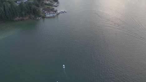 Giant-cross-in-the-middle-of-the-Guatape-reservoir-and-the-Guatape-reservoir-near-Medellin,-Antioquia,-Colombia