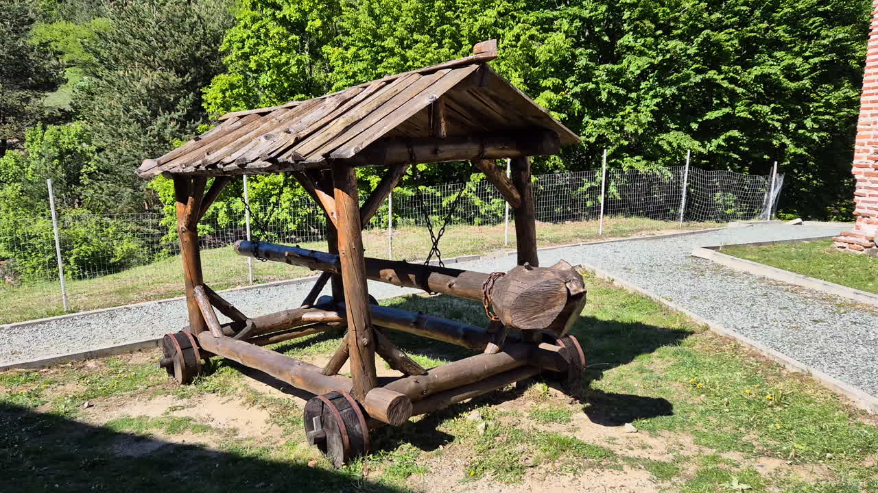 중세 목조 타격 람