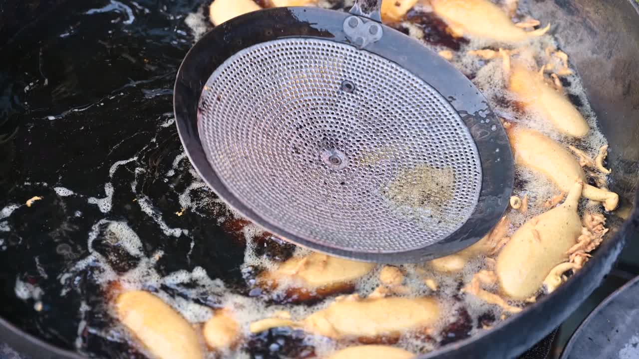 Indian Street food, Fried Spicy Chilli Pakora, The famous food in Jodhpur city in Rajasthan, India