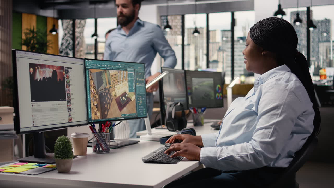 Interior designer, architectural software, remodeling layout on computer