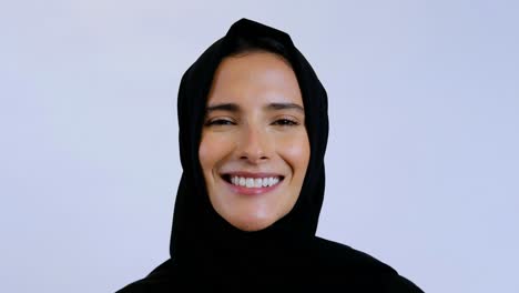 talking emirati arab ideal for video conferencing