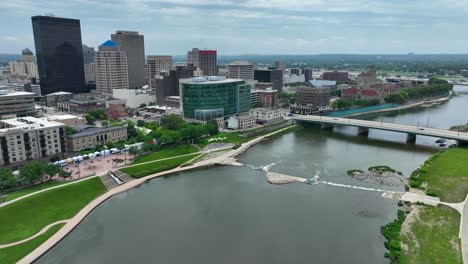 Downtown-Dayton,-Ohio-along-Miami-River