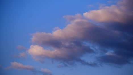 timelapse de nubes al atardecer