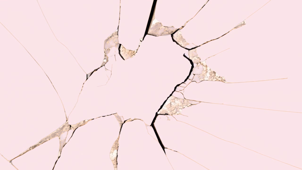 Cracked glass animated overlay, transparent 4K video, alpha channel, ProRes 4444