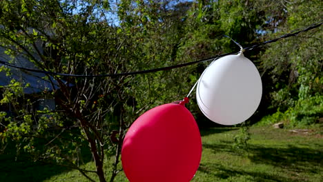 globos tristes en fiesta de cumpleaños