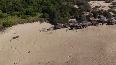 Extensión-Costera-Por-La-Bahía-De-Cacaluta,-Una-De-Las-Nueve-Bahías-De-Huatulco,-Oaxaca,-México