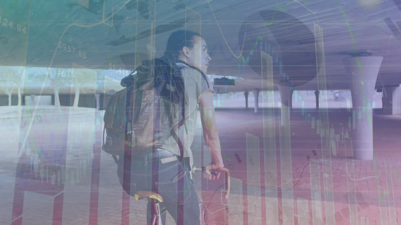 animación de gráficos e interfaz infográfica sobre un hombre biracial montando una bicicleta en el sótano