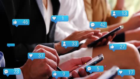 animación de iconos de notificación con un número creciente de diversos colegas que utilizan la tecnología