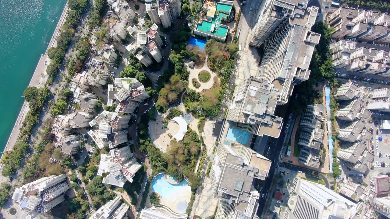 edificios frente al mar de shenzhen, vista aérea de arriba hacia abajo
