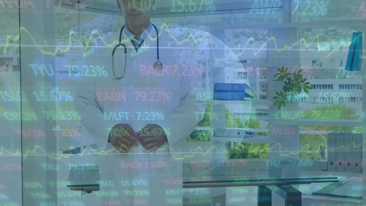 animación del procesamiento de datos sobre el médico caucásico