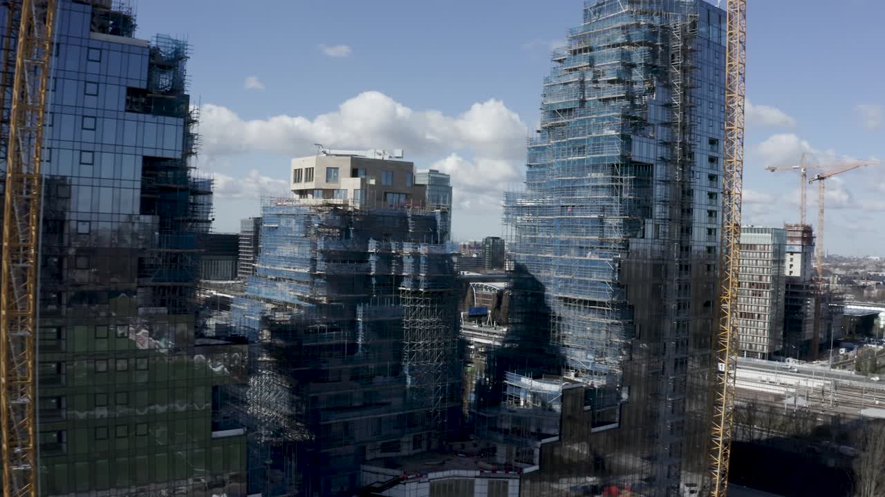 vista aérea de un sitio de construcción en ámsterdam, países bajos.
