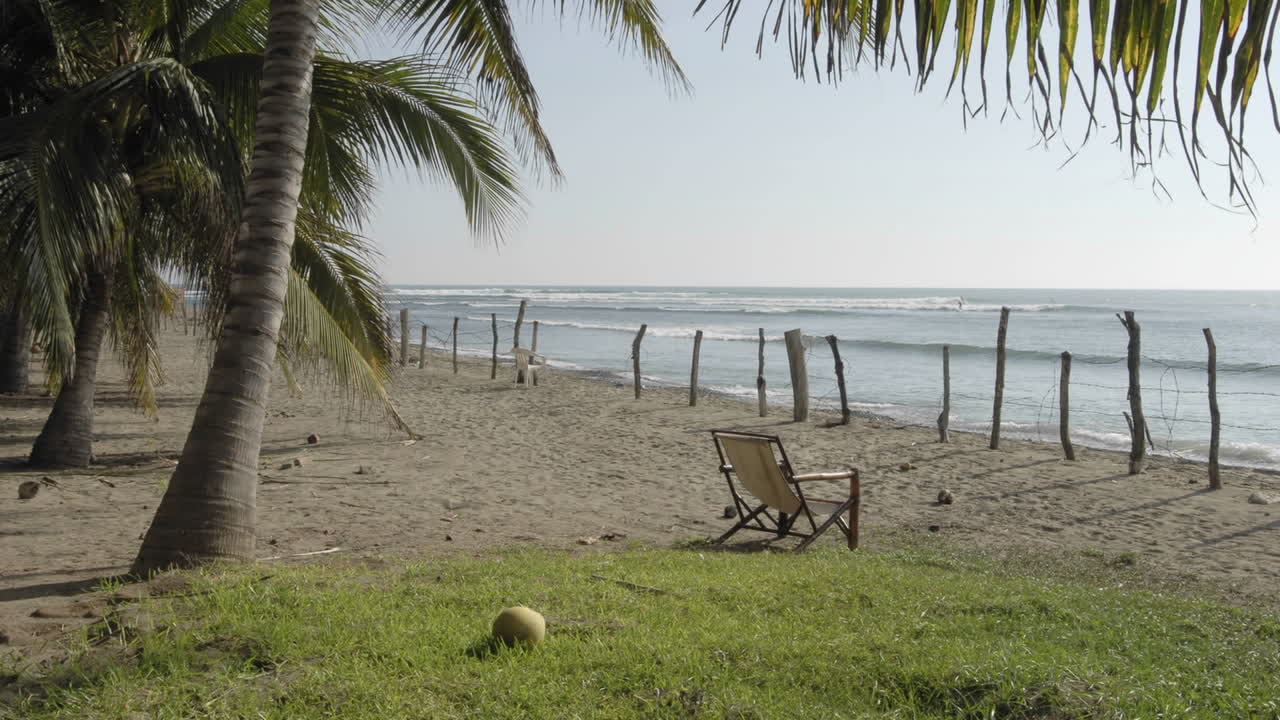 lapso de tiempo de playa y olas en la playa de la saladita guerrero mexico