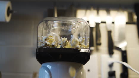 Popcorn-popping-in-slow-motion