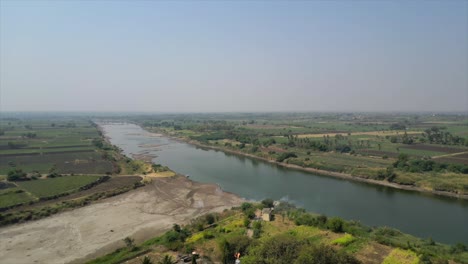 Río-Bhima-Y-Río-Sina-Sangam-En-El-Templo-Kuda-Sangam-En-Maharashtra