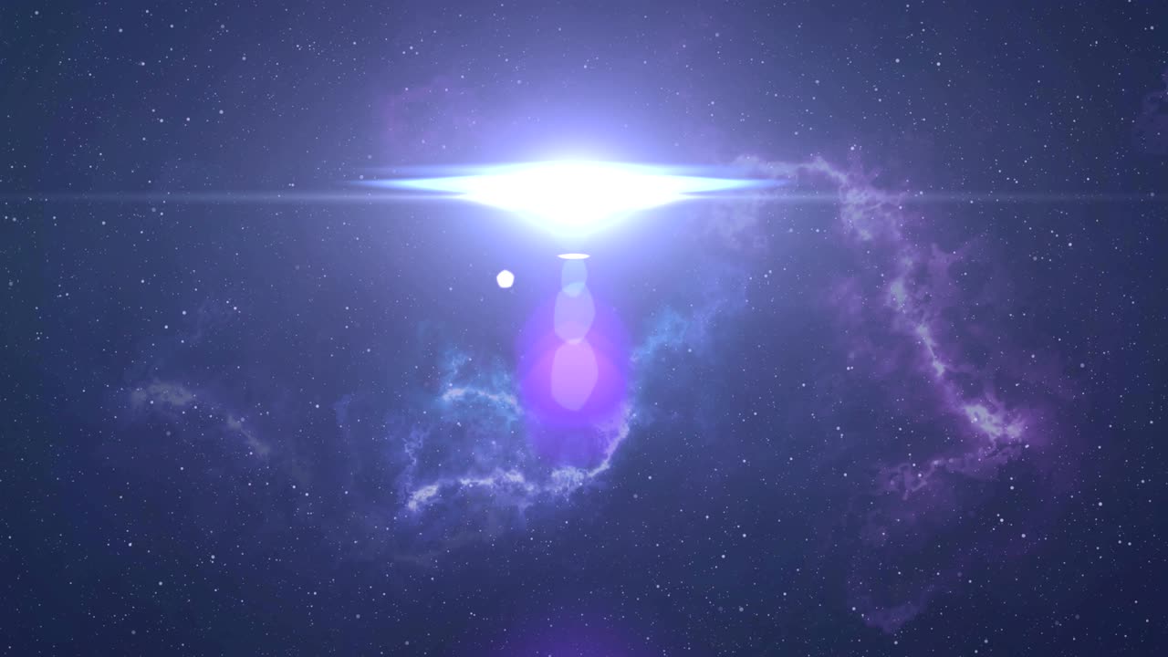 빛의 반 ⁇ 이는  ⁇  반점과 파란색과 분홍색 성운이 밤하늘에서 움직이고 있습니다.