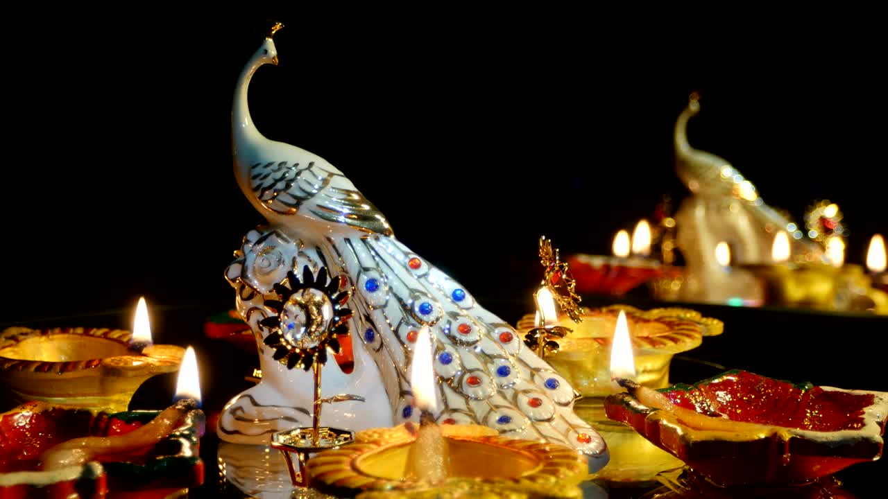 어두운 곳에서 불타는 데파발리