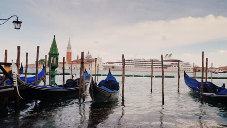 ocean liner rocks venetian gondolas