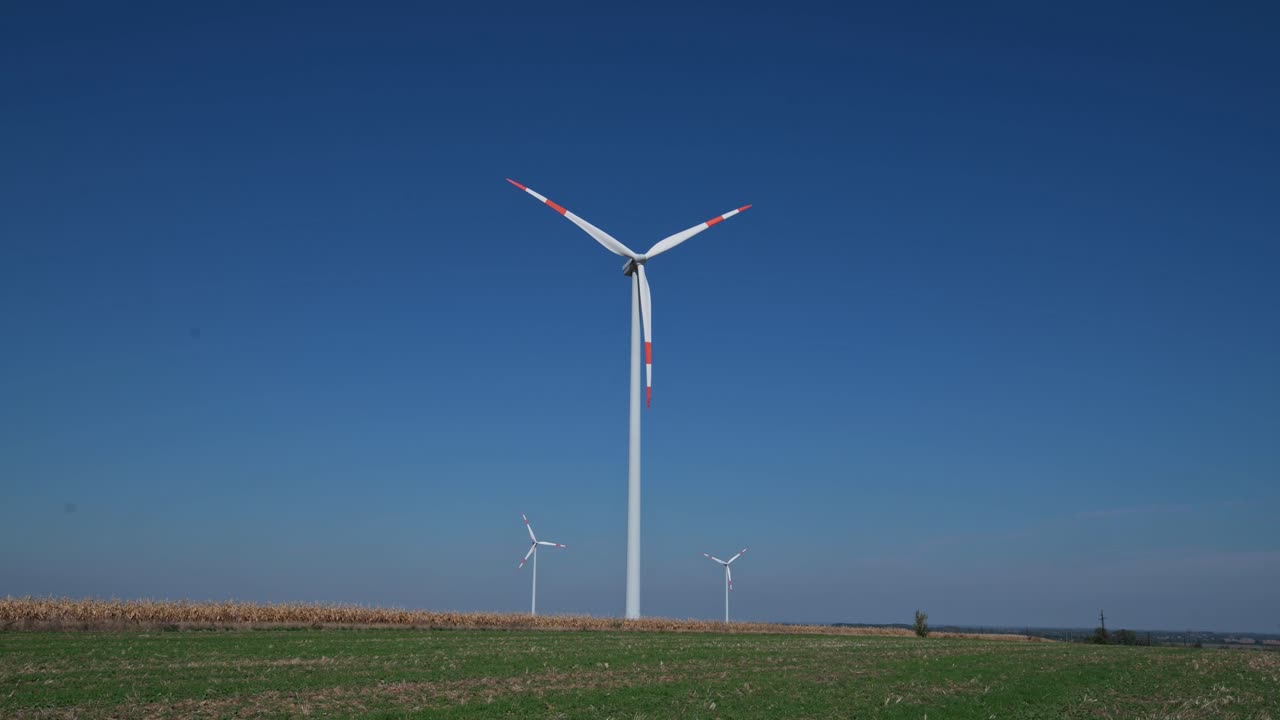 에 있는 풍력 터빈