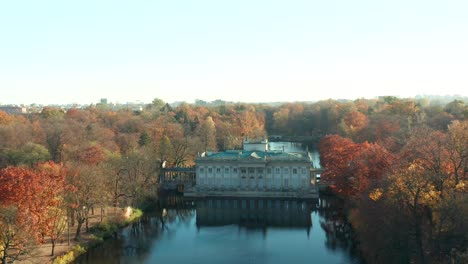 baths classicist palace on the isle in łazienki park touristic place in warsaw