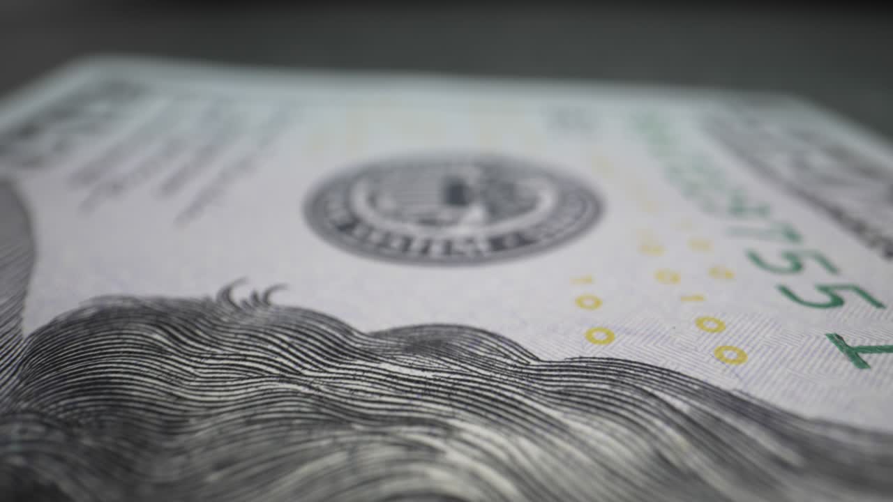 los billetes de 100 dólares. movimiento suave de la cámara