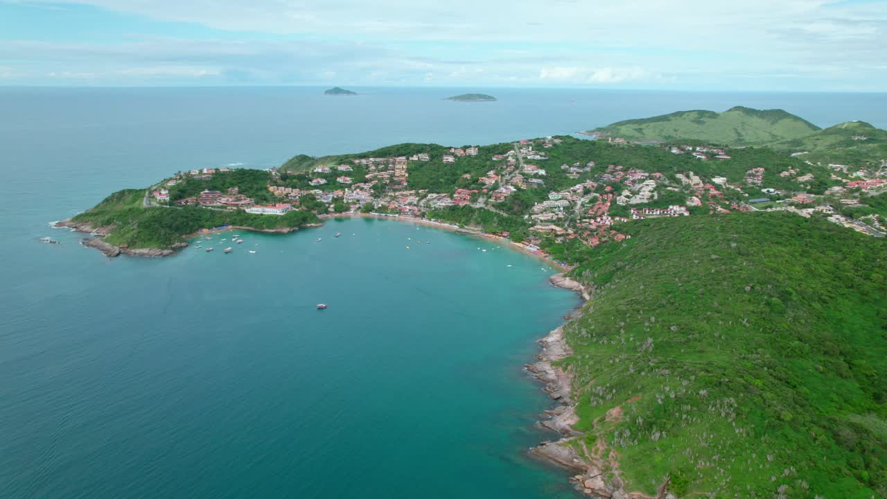 Flyover establishing of Joao Fernandes beach in B&uacute;zios, Brazil