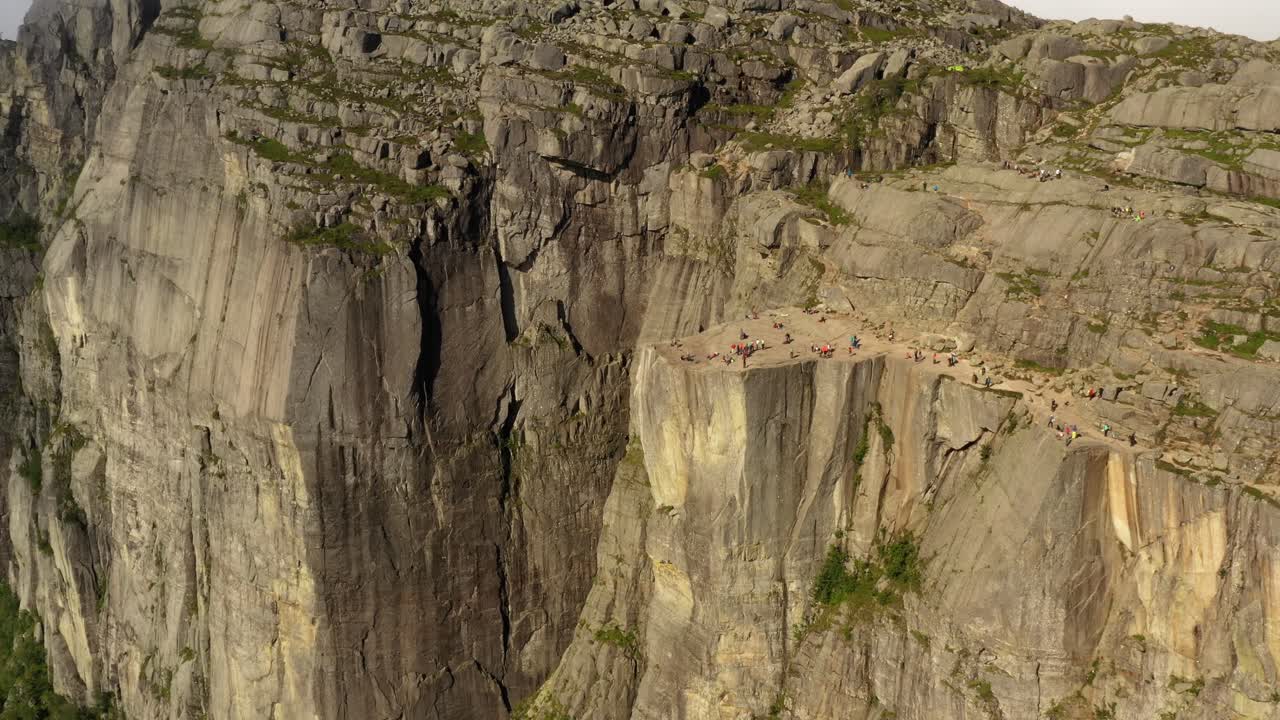 항공 영상 설교석 바위 preikestolen 아름다운 자연 노르웨이
