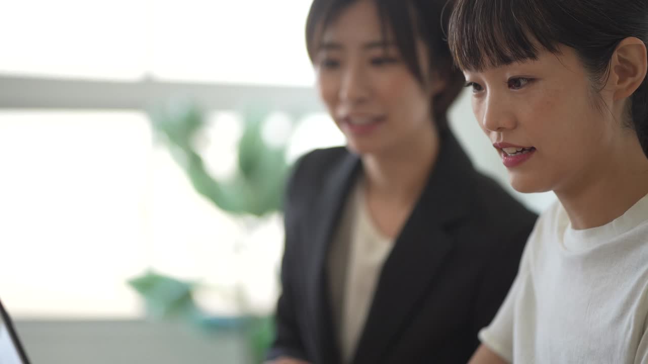 Personal computer tutoring image