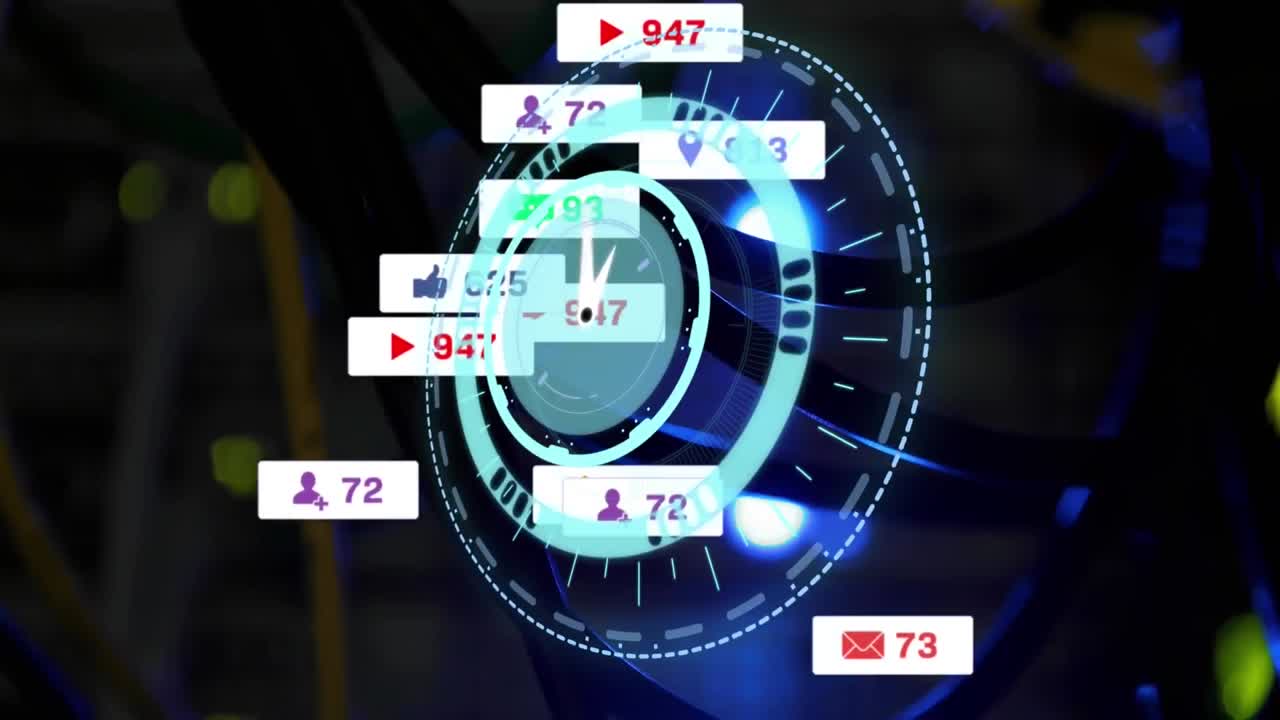 animación de reloj de neón y iconos de redes sociales en primer plano de un servidor de computadora.