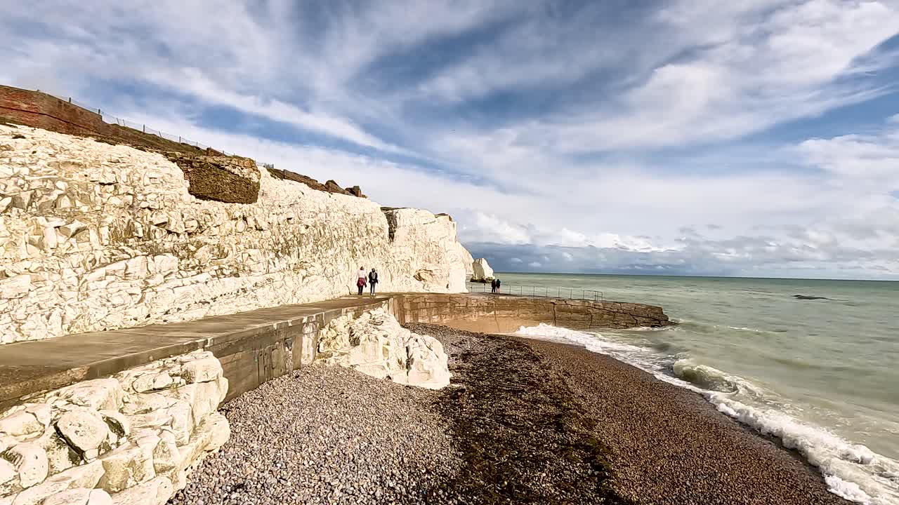 바다 절벽에서 는 사람들