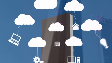 animación de un disco de computadora sobre nubes digitales con dispositivos electrónicos sobre un fondo azul