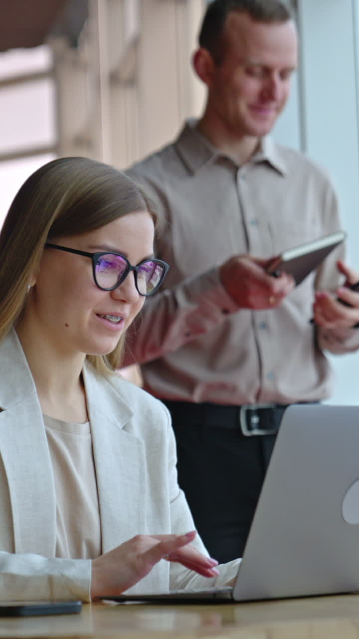 reunión de negocios en un café