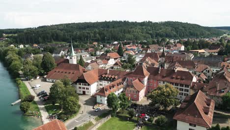 Aerial-of-a-small-medieval-town-next-to-the-river-Aare