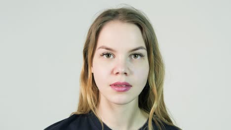 retrato de una joven sonriente