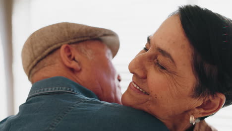 abrazo, baile y pareja de último año con amor