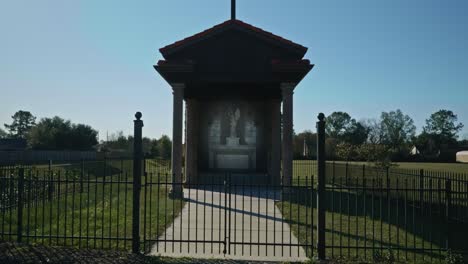 El-Santuario-De-San-Miguel-Arcángel-En-Houston,-Texas