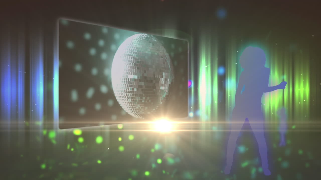 음료와 디스코 공 클립으로 춤추는 실루 여성 댄서들의 애니메이션